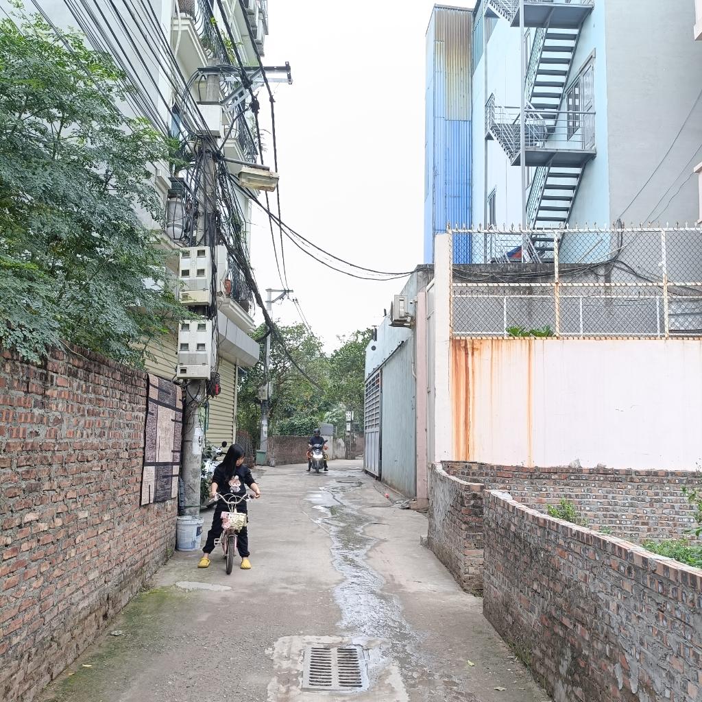 BÁN ĐẤT HẠ TRẠI CỰ KHỐI – 100m² thửa vuông – ô tô vào nhà – chỉ 7.9 tỷ